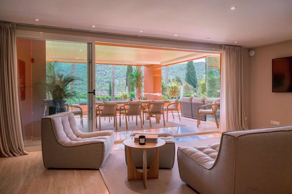 Apartment (Roca Llisa)